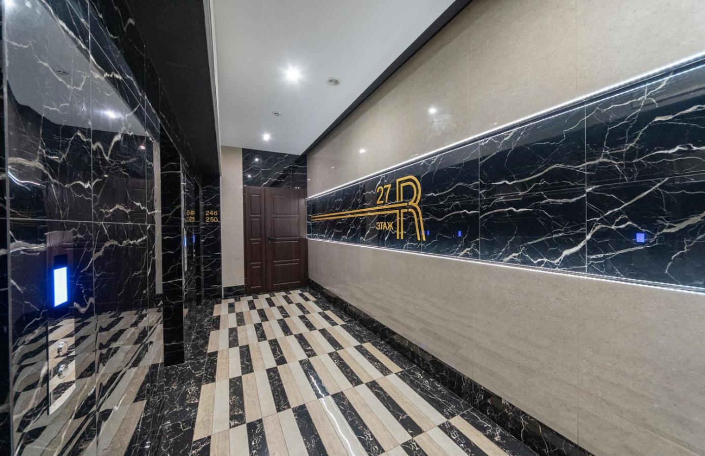 Royal Tower Residence Big Vip Apartment In Center Floor 27 Киев Экстерьер фото